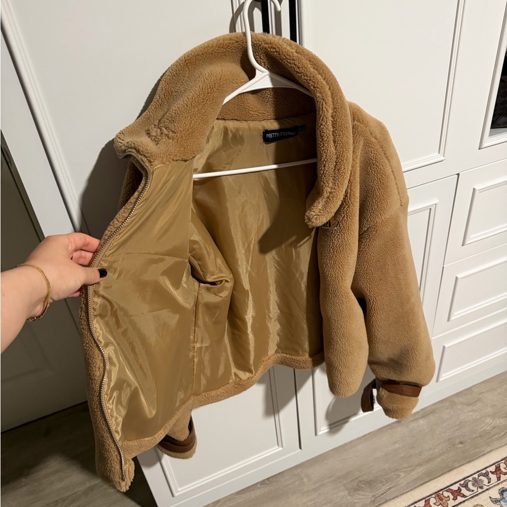 PRETTYLITTHETHING JACKET - Picture 4 of 8